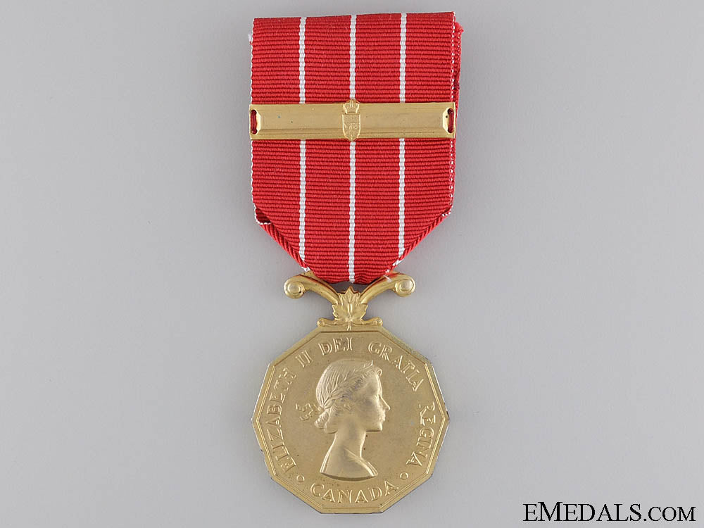 a_canadian_forces_decoration_to_sgt._bouchard_9.jpg5423188459e27