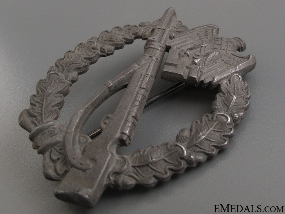 infantry_badge-_silver_grade_9.jpg5228b36853cb3