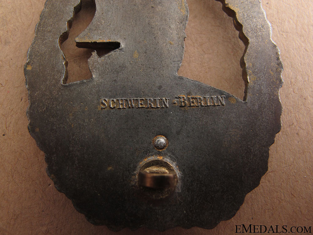 auxiliary_cruiser_war_badge_by_schwerin_9.jpg5159b3188d5f8