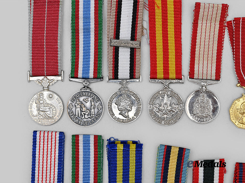 united_kingdom,_canada._a_lot_of_fifteen_miniature_service_medals_e_medals__g_b8636_5