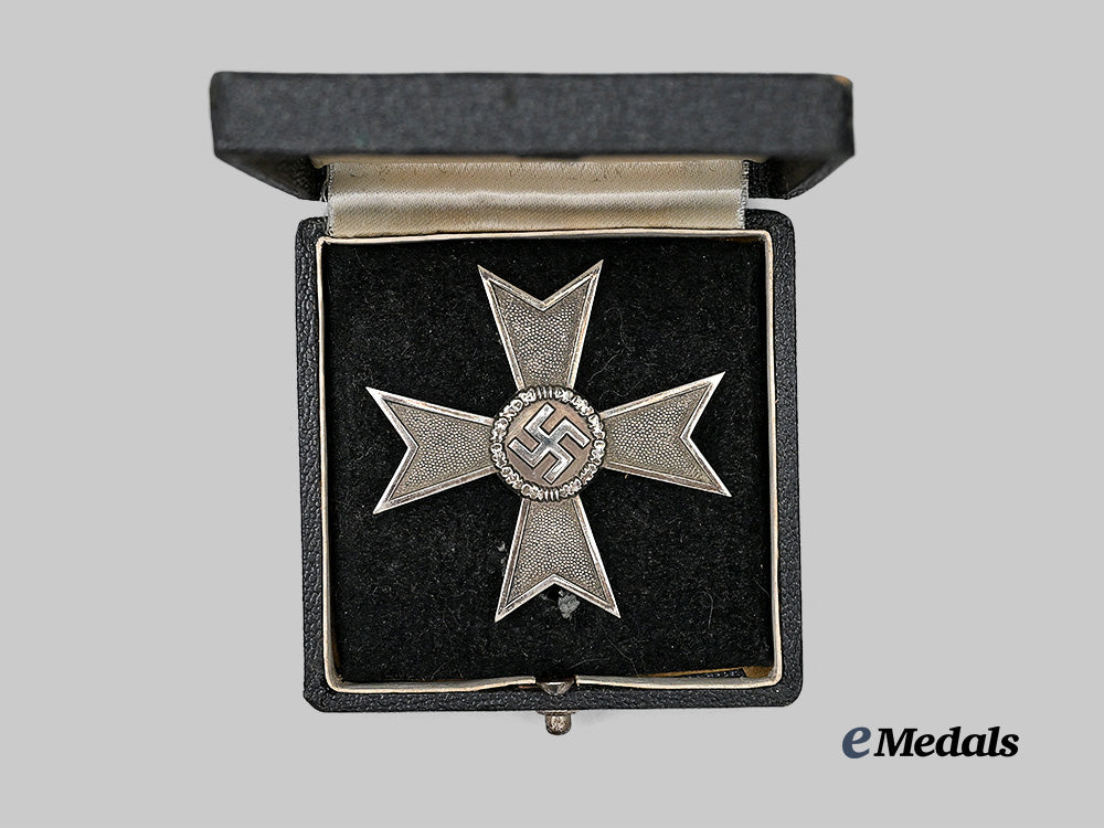 germany,_wehrmacht._a_war_merit_cross_i_class,_with_case,_by_steinhauer&_lück_e_medals__g61754_3