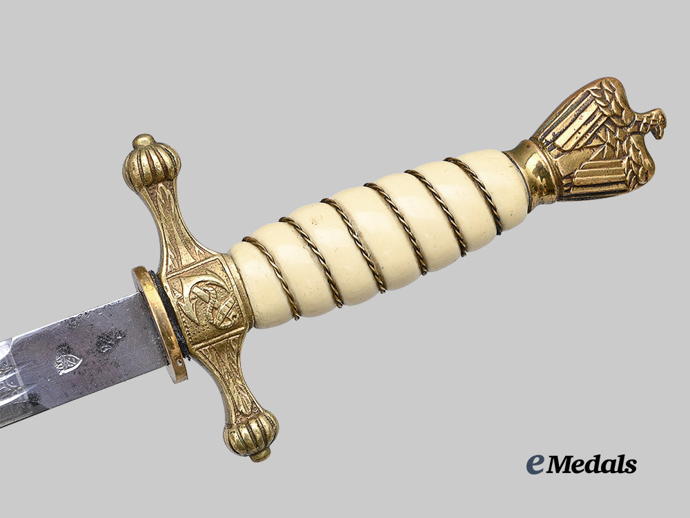 germany,_kriegsmarine._an_officer’s_dress_dagger,_refurbished_example,_by_clemen&_jung_e_medals__g62655_6