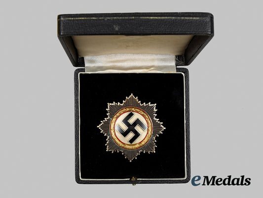 germany,_wehrmacht._a_german_cross_in_gold,_light_version_with_case_by_deschler&_sohn,_with_dietrich_maerz__a_i1_0022