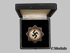 Germany, Wehrmacht. A German Cross in Gold, Light Version with Case by Deschler & Sohn, with Dietrich Maerz