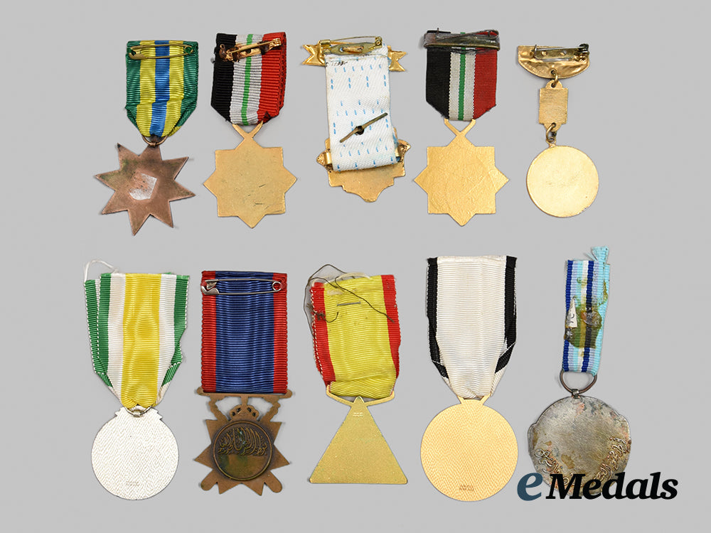iraq,_republic._a_lot_of_medals&_decorations__a_i1_0315