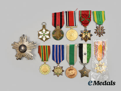 international._a_lot_of_syrian,_omani,&_saudi_arabian_medals__a_i1_0317