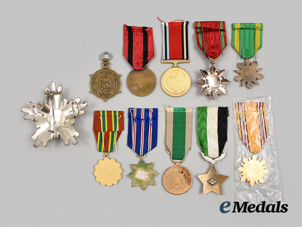 international._a_lot_of_syrian,_omani,&_saudi_arabian_medals__a_i1_0318