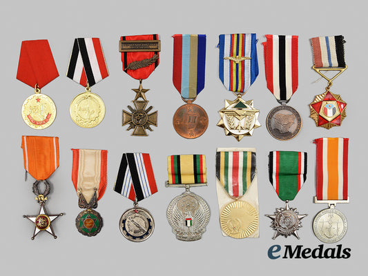 international._a_lot_of_medals,_orders_and_decorations__a_i1_0324