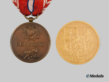 czechoslovakia,_republic._a_pair_of_two_medals__a_i1_0966