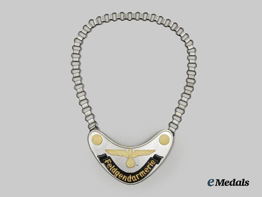 germany,_wehrmacht._a_rare_feldgendarmerie_gorget__a_i1_1318
