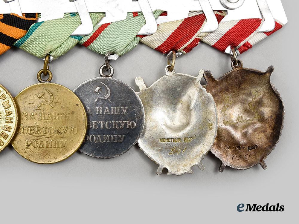 russia,_soviet_union._a_red_banner_medal_bar_for_a_second_world_war_combatant_and_partisan__a_i1_1785