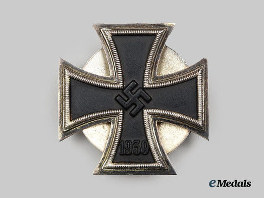 germany,_wehrmacht._a1939_iron_cross_i_class,_screwback_version,_by_otto_schickle__a_i1_1840