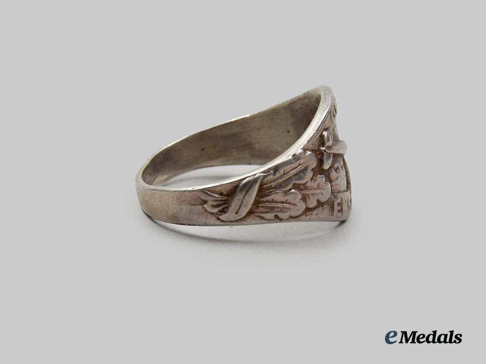 germany,_wehrmacht._an_anti-_british_propaganda_ring_in_silver__a_i1_2450