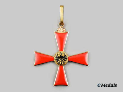 germany,_federal_republic._an_order_of_merit,_great_cross_with_star_and_case_by_steinhauer&_lück,_to_adolfo_martín-_gomero__a_i1_2484
