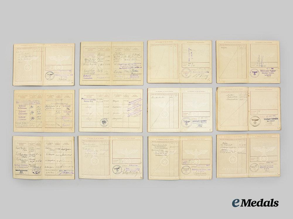 germany,_third_reich._a_mixed_lot_of_arbeitsbücher__a_i1_2568