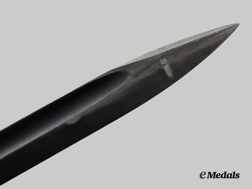 international._a_lot_of_four_bayonets(_karabiner98k_x2/_m1897/05/_no.4_mk_i_i)__a_i1_2789