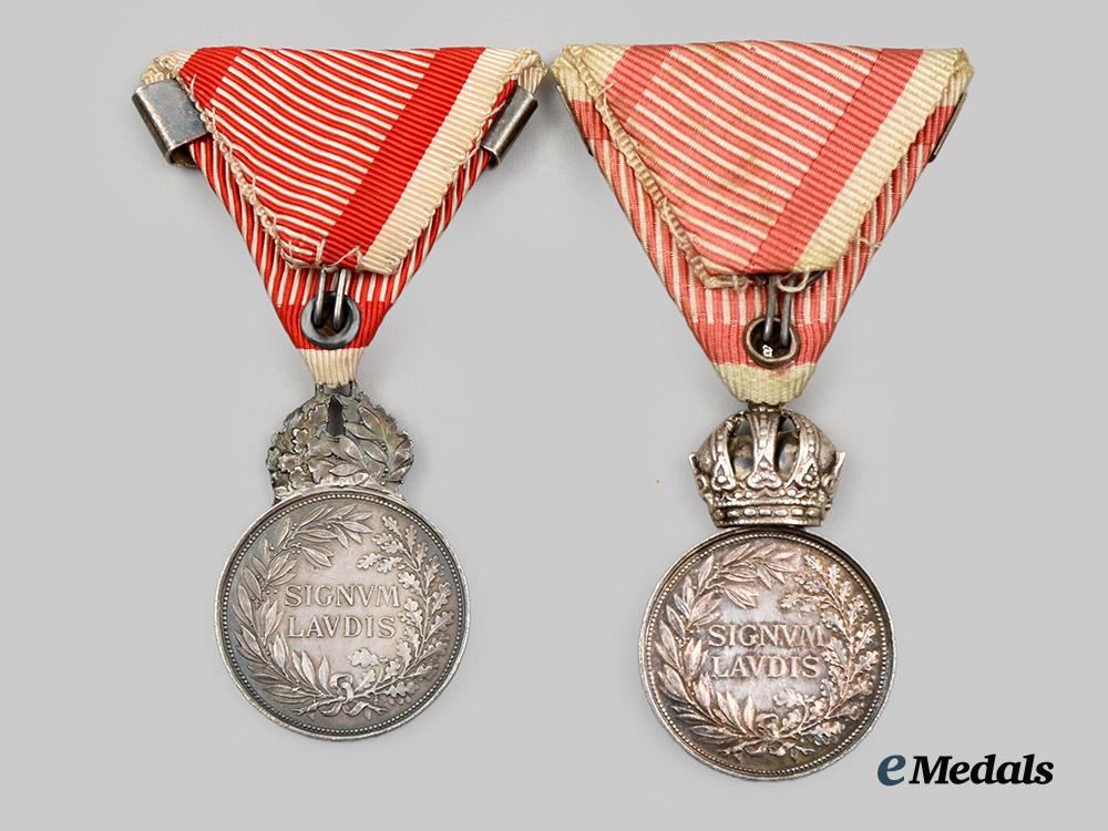 austria,_empire._a_lot_of_two_military_merit_medals“_signum_laudis”,_c.1918__a_i1_2888