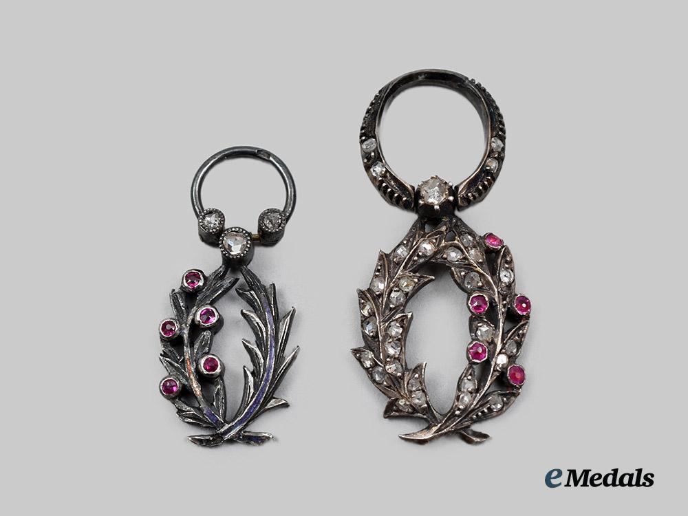 france,_republic._a_lot_of_two_miniature_orders_of_the_academic_palms_with_brilliance,_c.1900__a_i1_2894