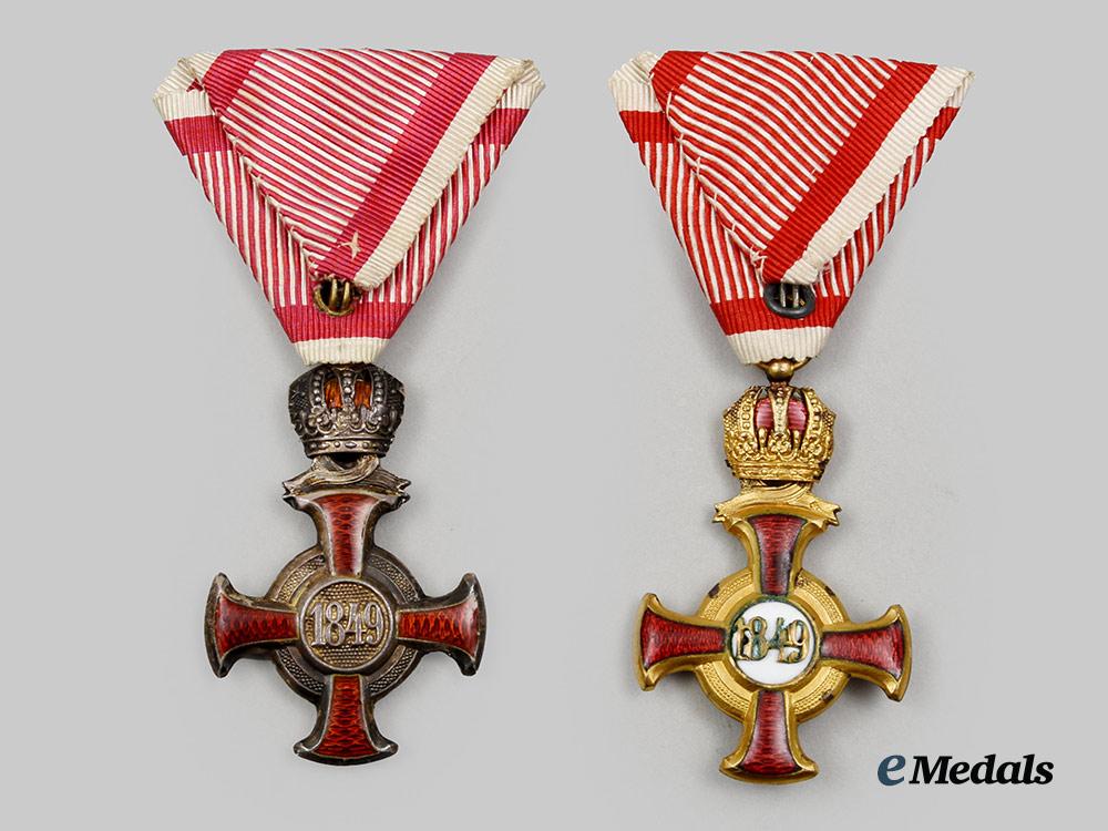 austria,_empire._a_lot_of_two_merit_crosses“1849”_with_rudolph’s_crowns,_third_period(1914-1918),_c.1918__a_i1_3020