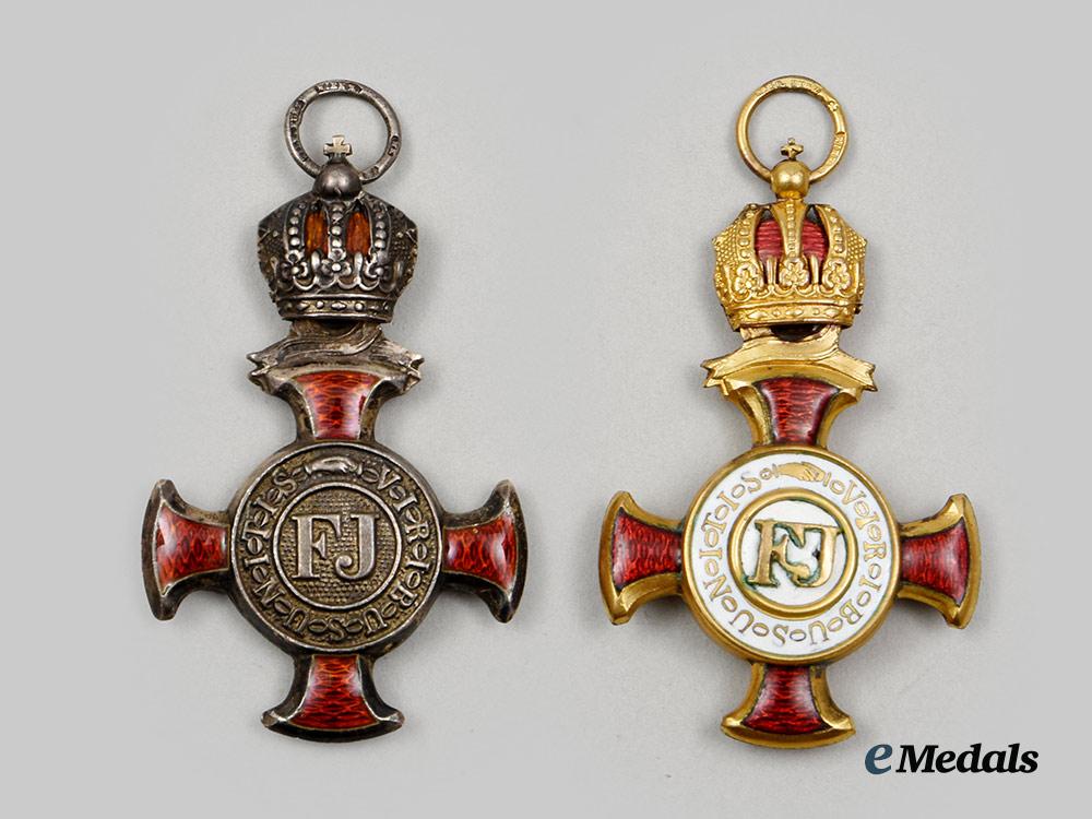 austria,_empire._a_lot_of_two_merit_crosses“1849”_with_rudolph’s_crowns,_third_period(1914-1918),_c.1918__a_i1_3021