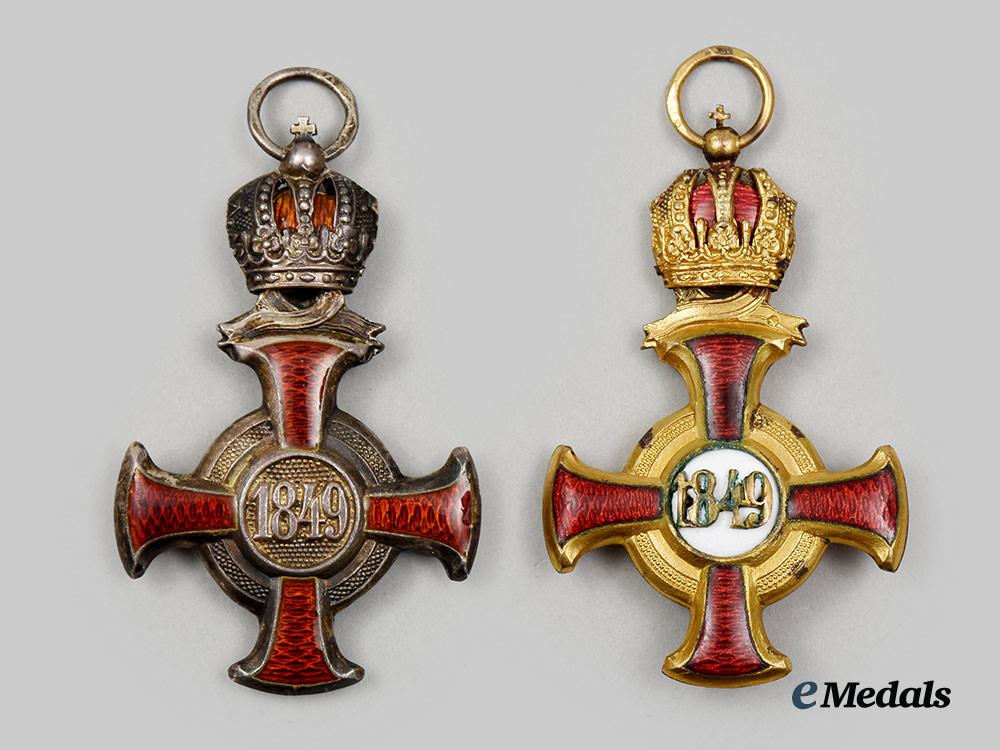 austria,_empire._a_lot_of_two_merit_crosses“1849”_with_rudolph’s_crowns,_third_period(1914-1918),_c.1918__a_i1_3023