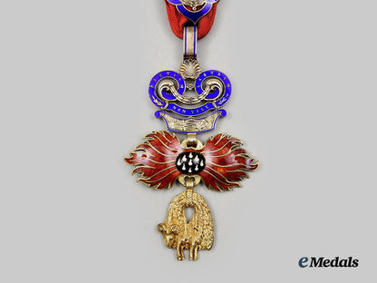 austria,_second_republic._a_high_quality_order_of_the_golden_fleece,_museum_exhibition_example,_by_c._f._rothe&_neffe,_c.1970__a_i1_3040