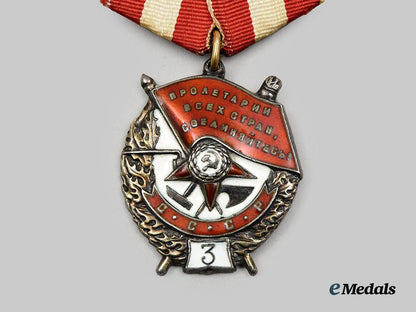 russia,_soviet_union._a_rare_order_of_the_red_banner,_type_i_i_i,_wartime-_issued_third_award__a_i1_3312