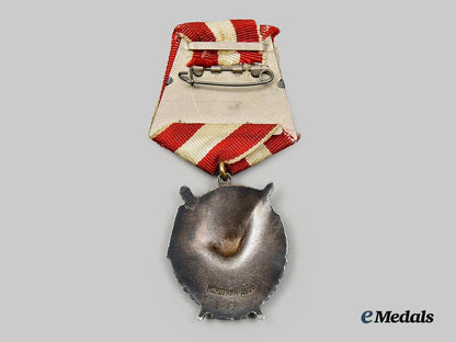 russia,_soviet_union._a_rare_order_of_the_red_banner,_type_i_i_i,_wartime-_issued_third_award__a_i1_3314