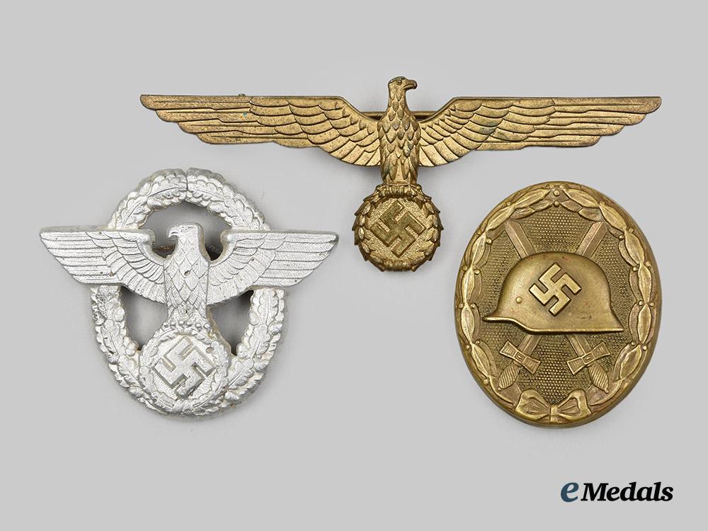 germany,_third_reich._a_mixed_lot_of_badges_and_insignia__a_i1_3632