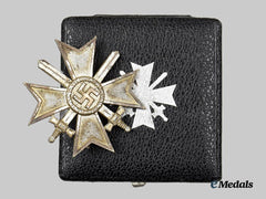 Germany, Wehrmacht. A War Merit Cross I Class with Swords and Case