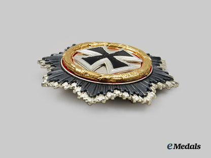 germany,_federal_republic._a_german_cross_in_gold,_early1957_version,_by_steinhauer&_lück__a_i1_3709