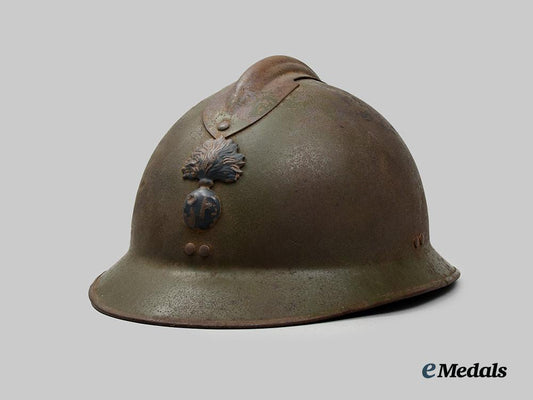 france,_i_i_i._republic._a_first_war_infantry_issued_m15_adrian_helmet,_c.1916__a_i1_3815