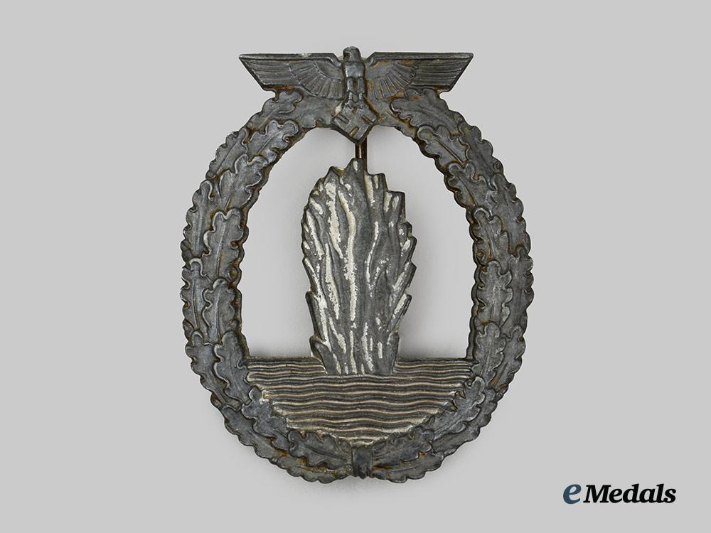 germany,_third_reich._a_minesweeper_war_badge,_by_disputed_maker_lind&_meyrer,_c.1944__a_i1_3828