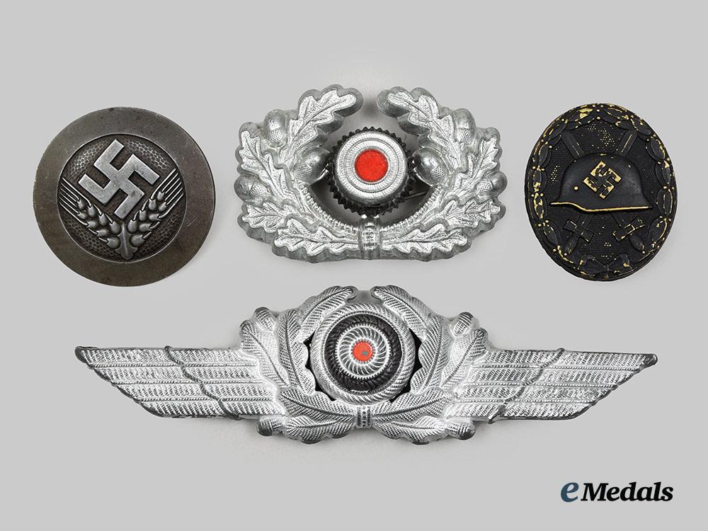 germany,_third_reich._a_lot_of_mixed_badges_and_insignia__a_i1_3853