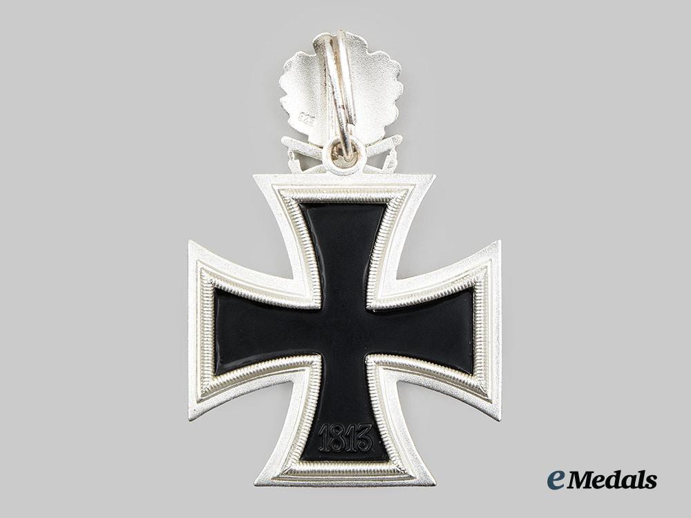 germany,_federal_republic._a_mint_cased_knight’s_cross_of_the_iron_cross_with_oak_leaves_and_swords,_by_s&_l,_c.1965__a_i1_3862