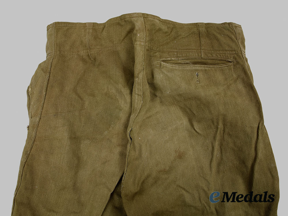 germany,_heer._a_pair_of_tropical_enlisted_personnel_wehrmacht_service_trousers__a_i1_4021