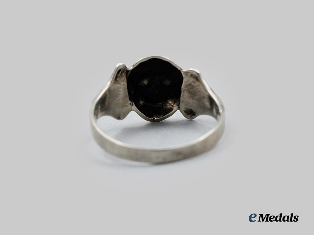 germany,_wehrmacht._a_totenkopf_ring_in_silver__a_i1_4219