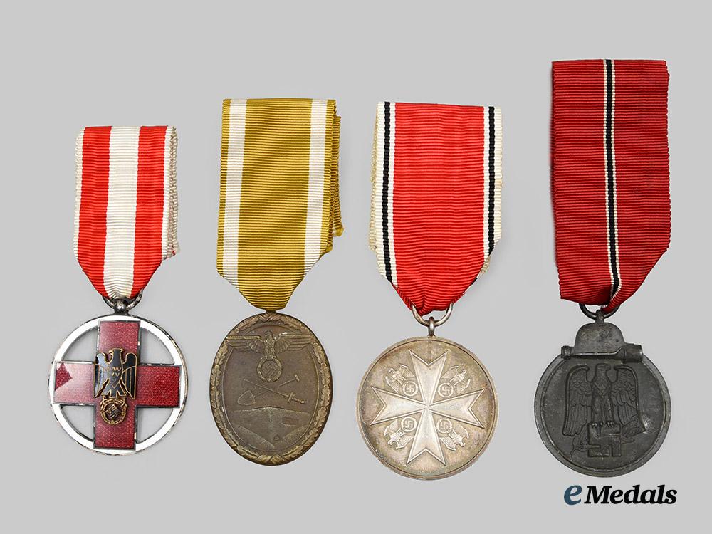 germany,_third_reich._a_mixed_lot_of_service_and_merit_awards__a_i1_4654