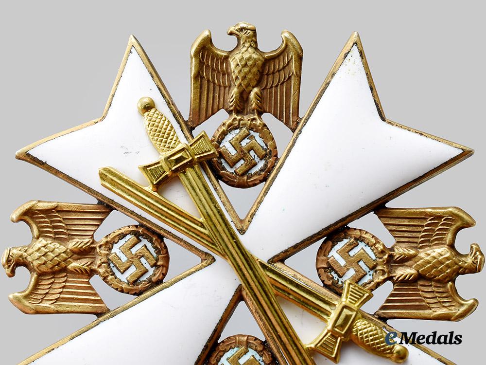 germany,_third_reich._an_order_of_the_german_eagle,_v_class_cross_with_swords,_by_c._f._zimmermann__a_i1_4785