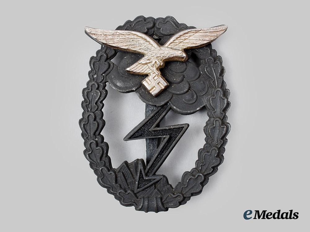 germany,_luftwaffe._a_ground_assault_badge,_by_rudolf_karneth__a_i1_4843