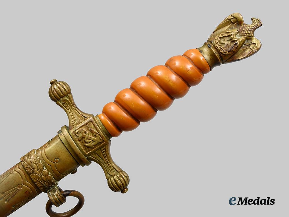 germany,_kriegsmarine._an_officer’s_dress_dagger,_by_p._d._lüneschloss__a_i1_4888