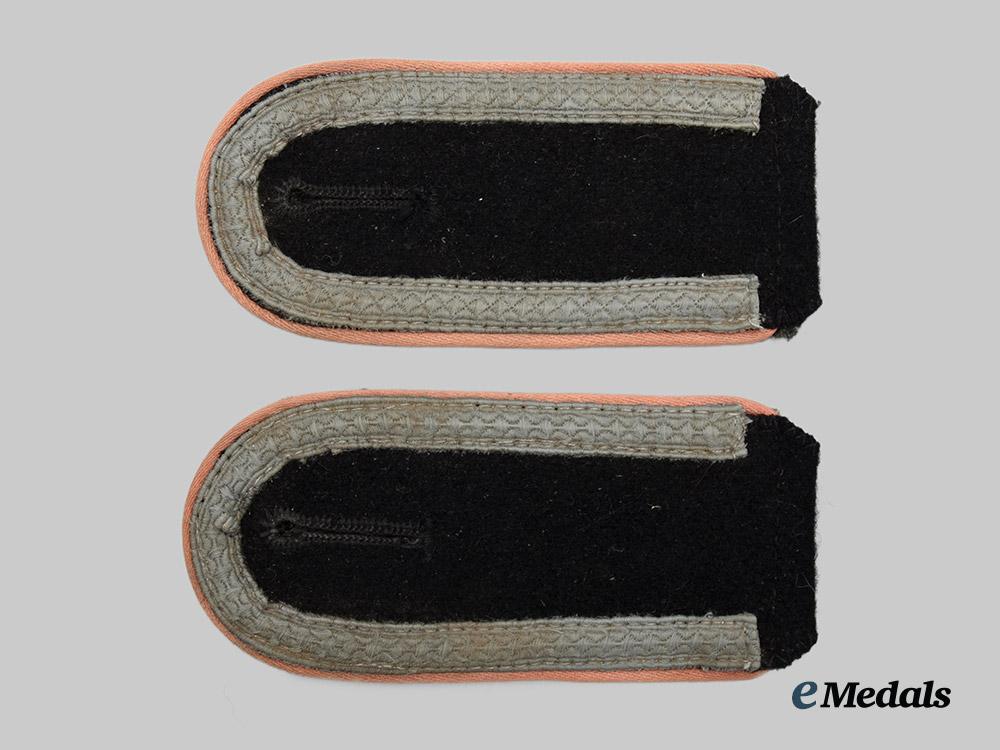 germany,_s_s._a_set_of_waffen-_s_s_reconnaissance_unterscharführer_shoulder_straps__a_i1_6060