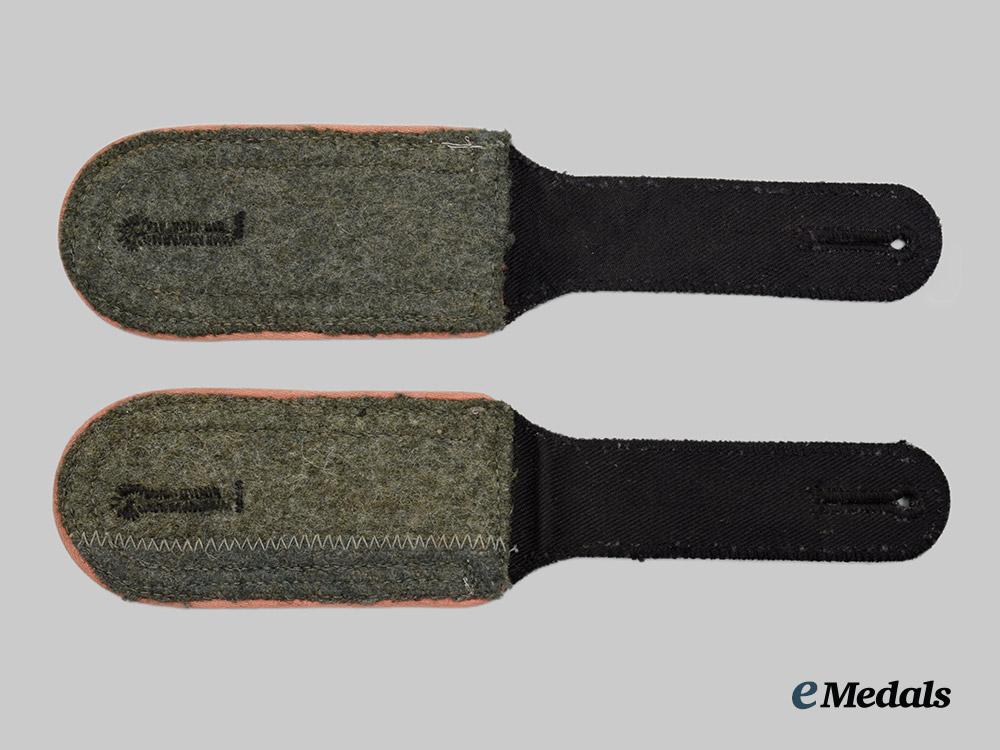 germany,_s_s._a_set_of_waffen-_s_s_reconnaissance_unterscharführer_shoulder_straps__a_i1_6062