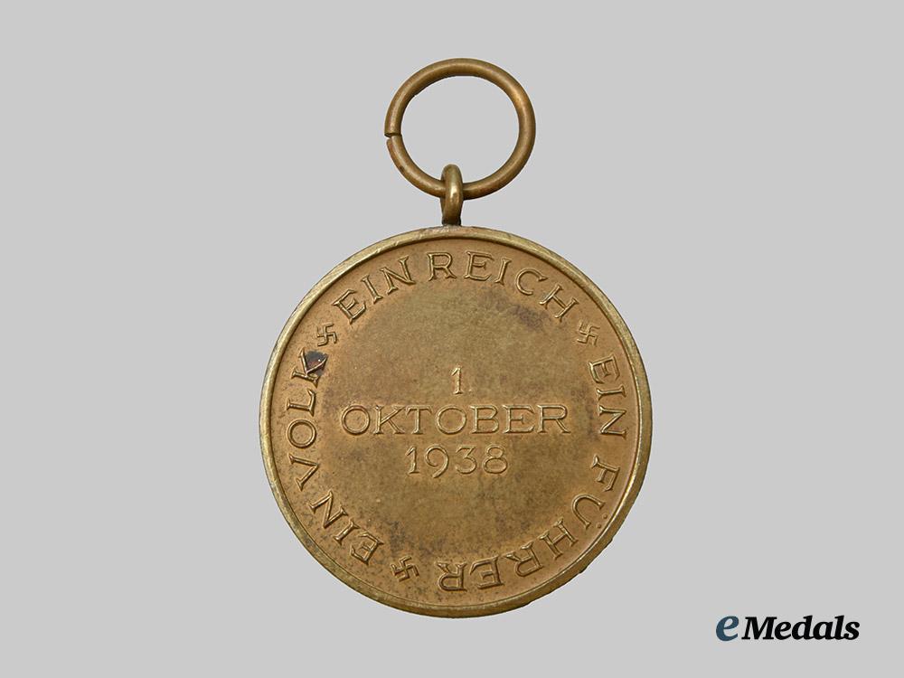 germany,_luftwaffe._a_sudetenland_medal,_with_case,_award_documents,_and_photographs_to_kanonier_friedrich_pannier__a_i1_6155