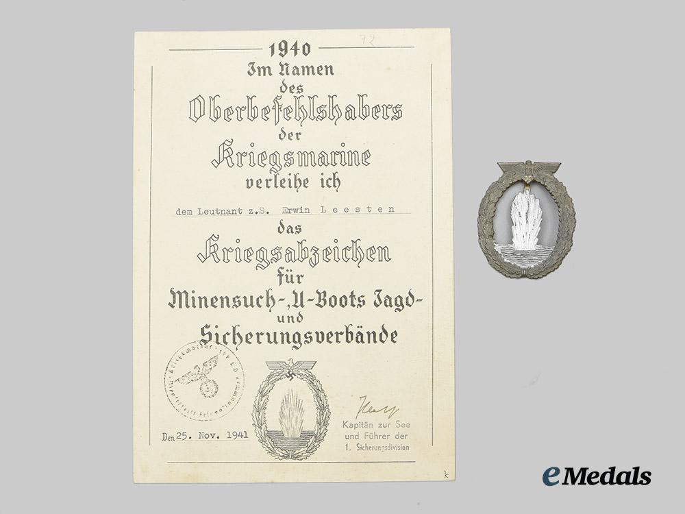 germany,_kriegsmarine._the_awards,_documents,_and_photos_of_kapitänleutnant_erwin_leesten,_german_cross_in_gold__a_i1_6401