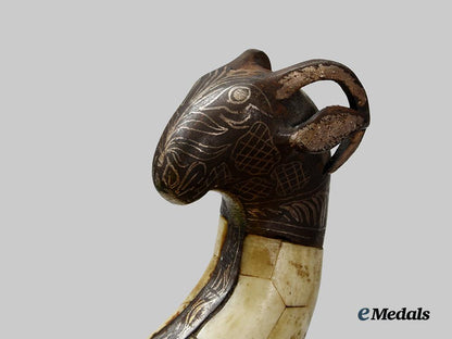 india,_late_mughal_dynasty._an_early19th_century_hand_forged_damascus_goat_khanjar__a_i1_6851