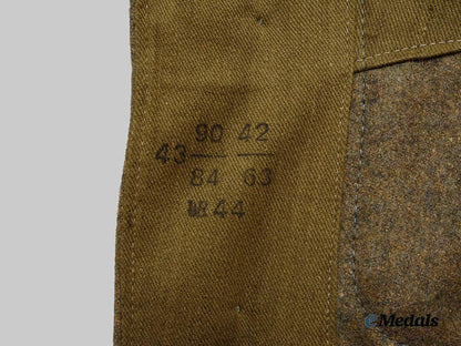 germany,_heer._a_jäger_enlisted_personnel_m44_field_tunic,_vienna_depot_issue__a_i1_7053