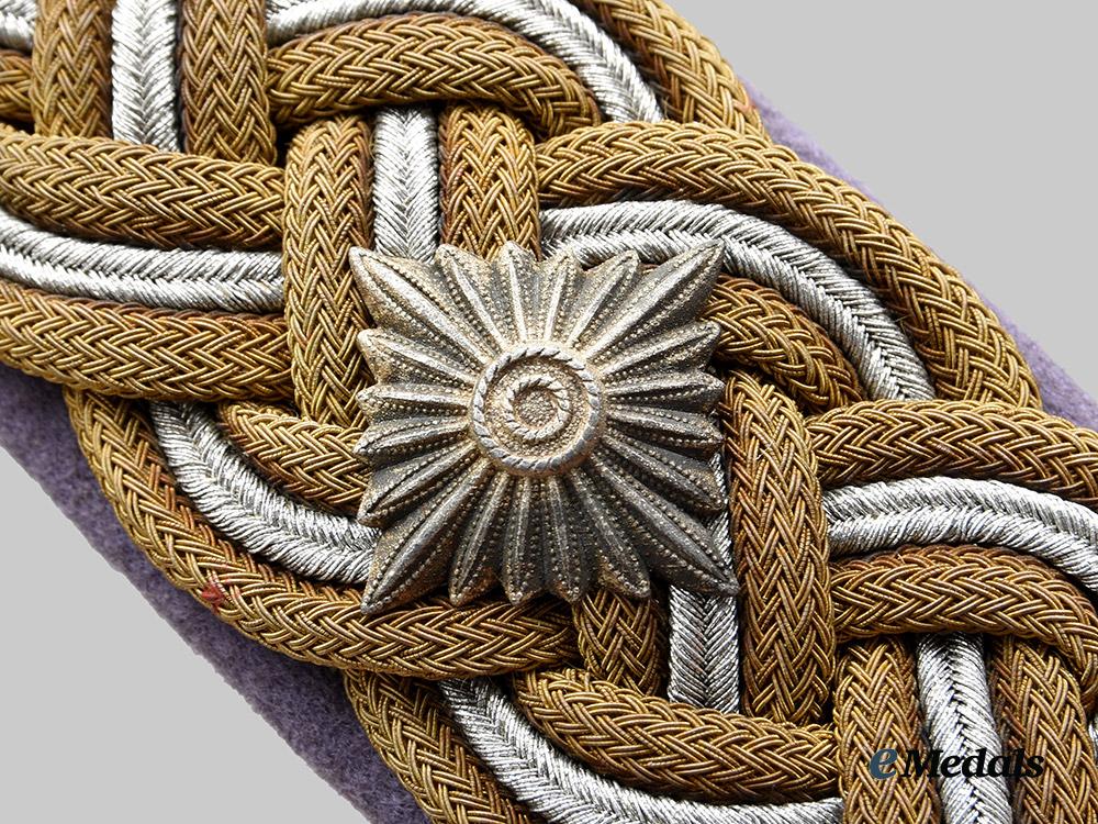 germany,_s_s._a_rare_set_of_waffen-_s_s_gruppenführer_shoulder_boards__a_i1_7079-_recovered