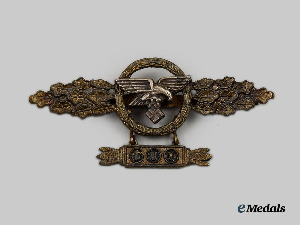 germany,_luftwaffe._a_transport_and_glider_clasp,_gold_grade_with600_hanger__a_i1_9188