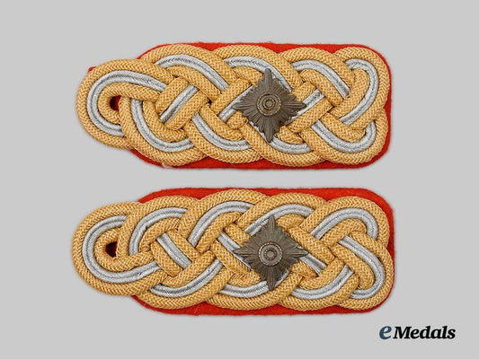 germany,_wehrmacht._a_set_of_generalleutnant_shoulder_boards__a_i1_9277